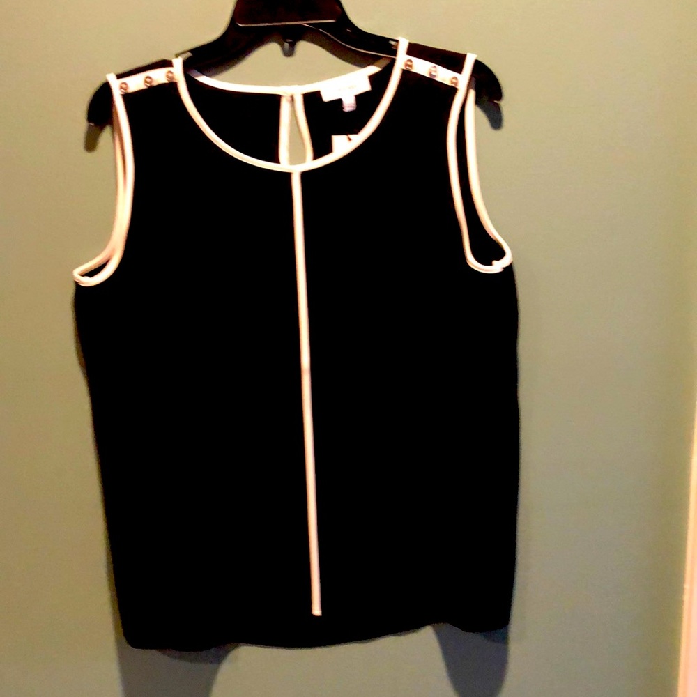 Woman’s top